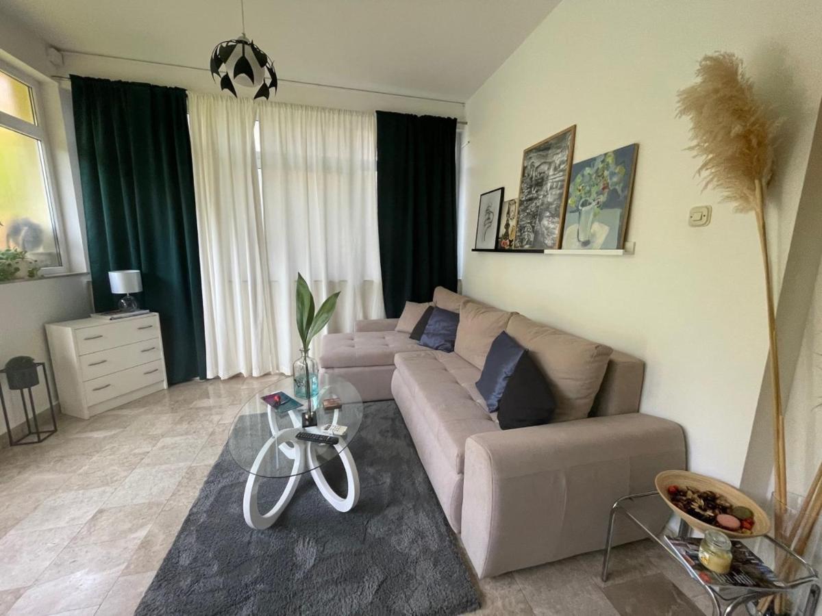 Villa Tamara With Garden And River View - Free Private Parking - Garage موستار المظهر الخارجي الصورة