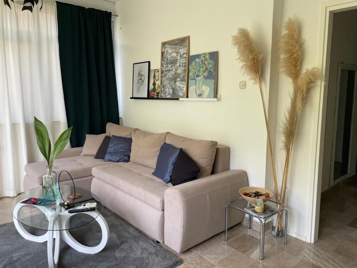 Villa Tamara With Garden And River View - Free Private Parking - Garage موستار المظهر الخارجي الصورة