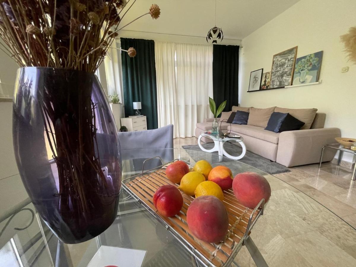 Villa Tamara With Garden And River View - Free Private Parking - Garage موستار المظهر الخارجي الصورة