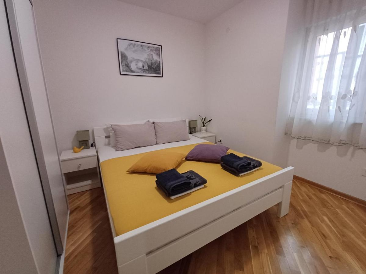 Villa Tamara With Garden And River View - Free Private Parking - Garage موستار المظهر الخارجي الصورة