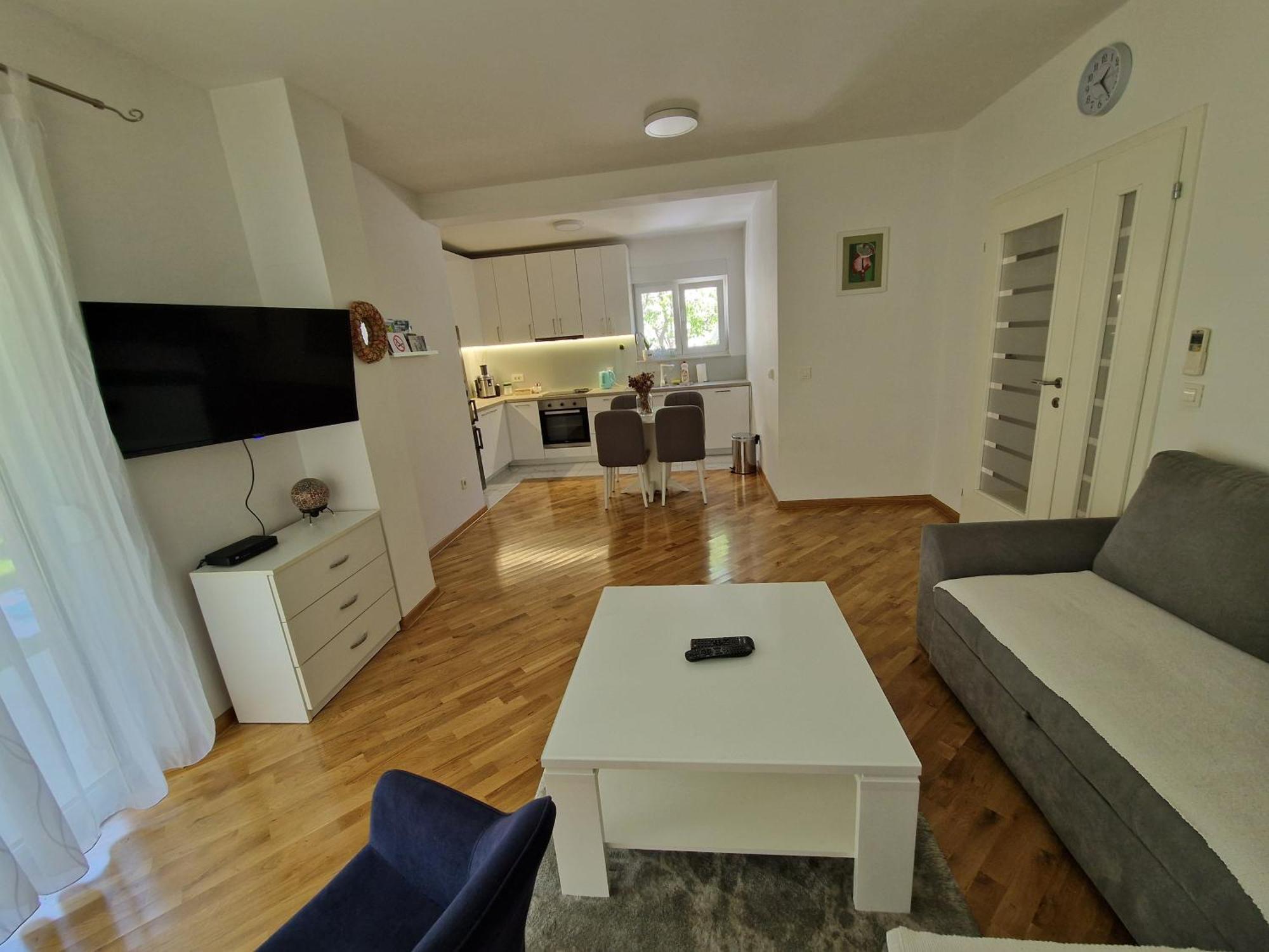 Villa Tamara With Garden And River View - Free Private Parking - Garage موستار المظهر الخارجي الصورة