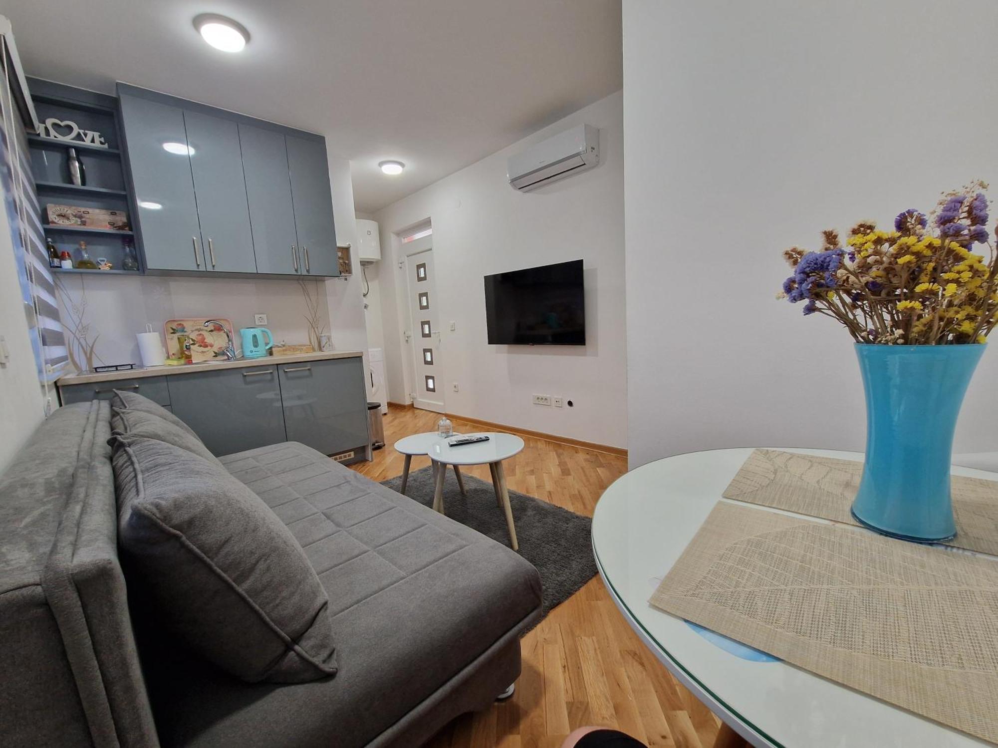 Villa Tamara With Garden And River View - Free Private Parking - Garage موستار المظهر الخارجي الصورة