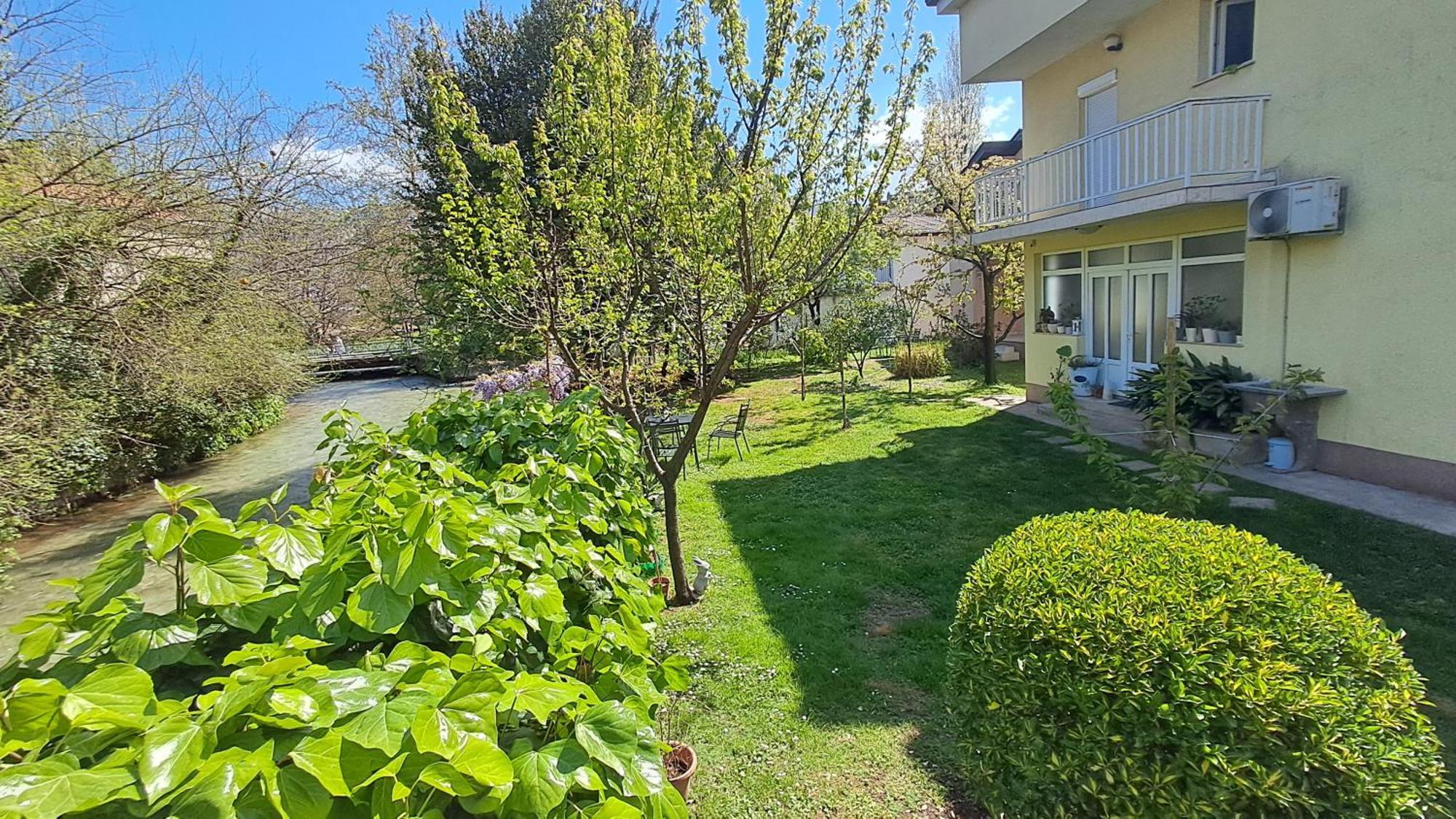 Villa Tamara With Garden And River View - Free Private Parking - Garage موستار المظهر الخارجي الصورة